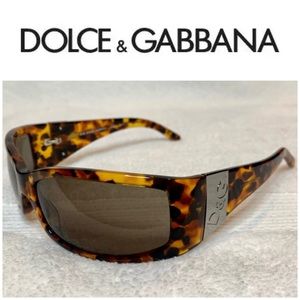 Like New Dolce & Gabbana tortoise shell sunglasses